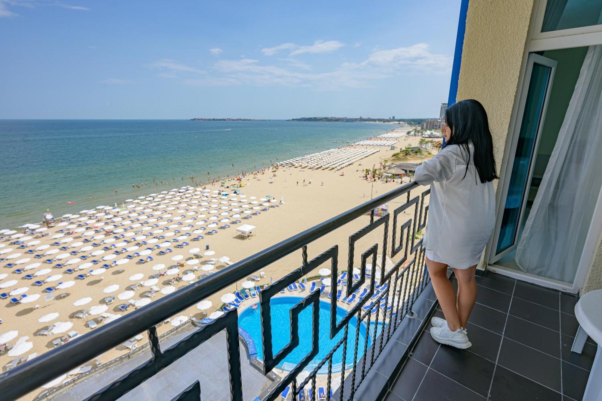 Blue Pearl Hotel - Ultra All - Inclusive Pantai Sunny Bagian luar foto